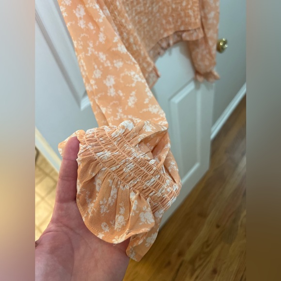 LuLu’s Dreamiest Love Orange Floral Print Long Sleeve Crop Top - Picture 5 of 10